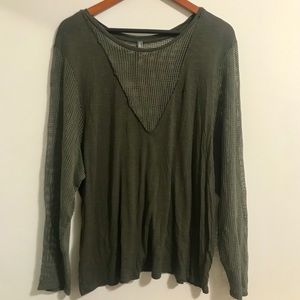 Emma & Sam Olive Mesh V-Neck
